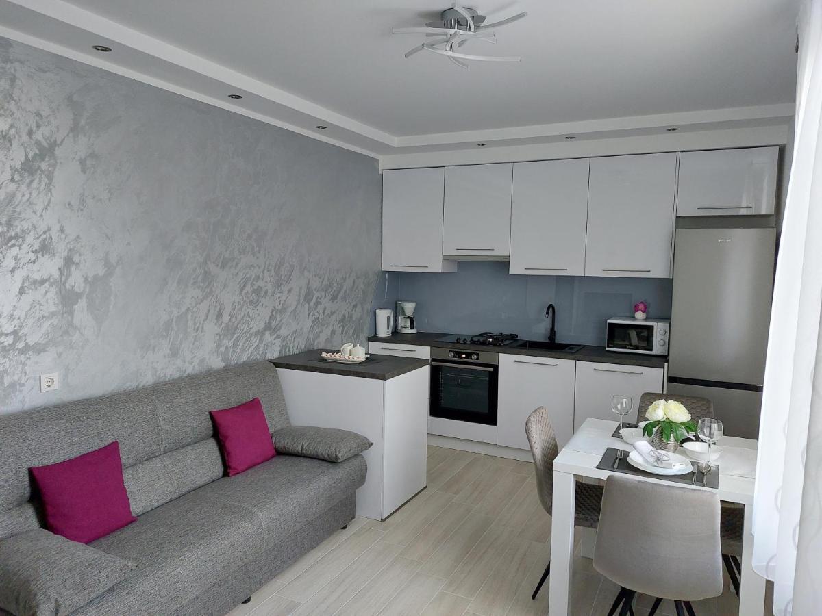 Apartment Hrzic Malinska Exterior photo